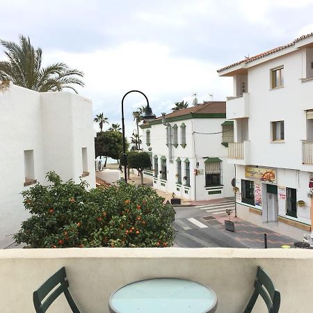 1½ Min. Walk From The Beach 미하스 외부 사진